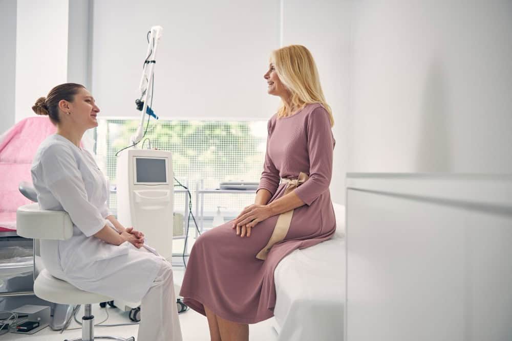Check up i plote per femra ne Family Hospital